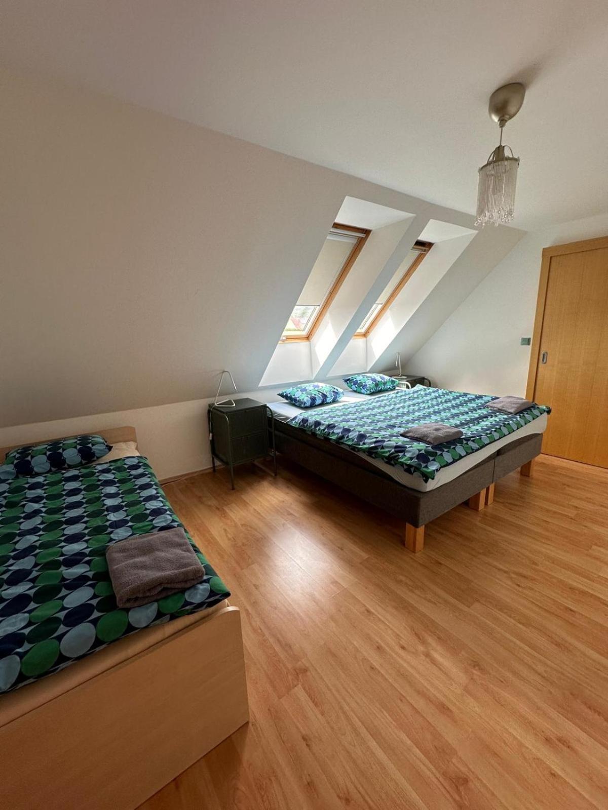 Apartman Lipa Микулов Екстериор снимка