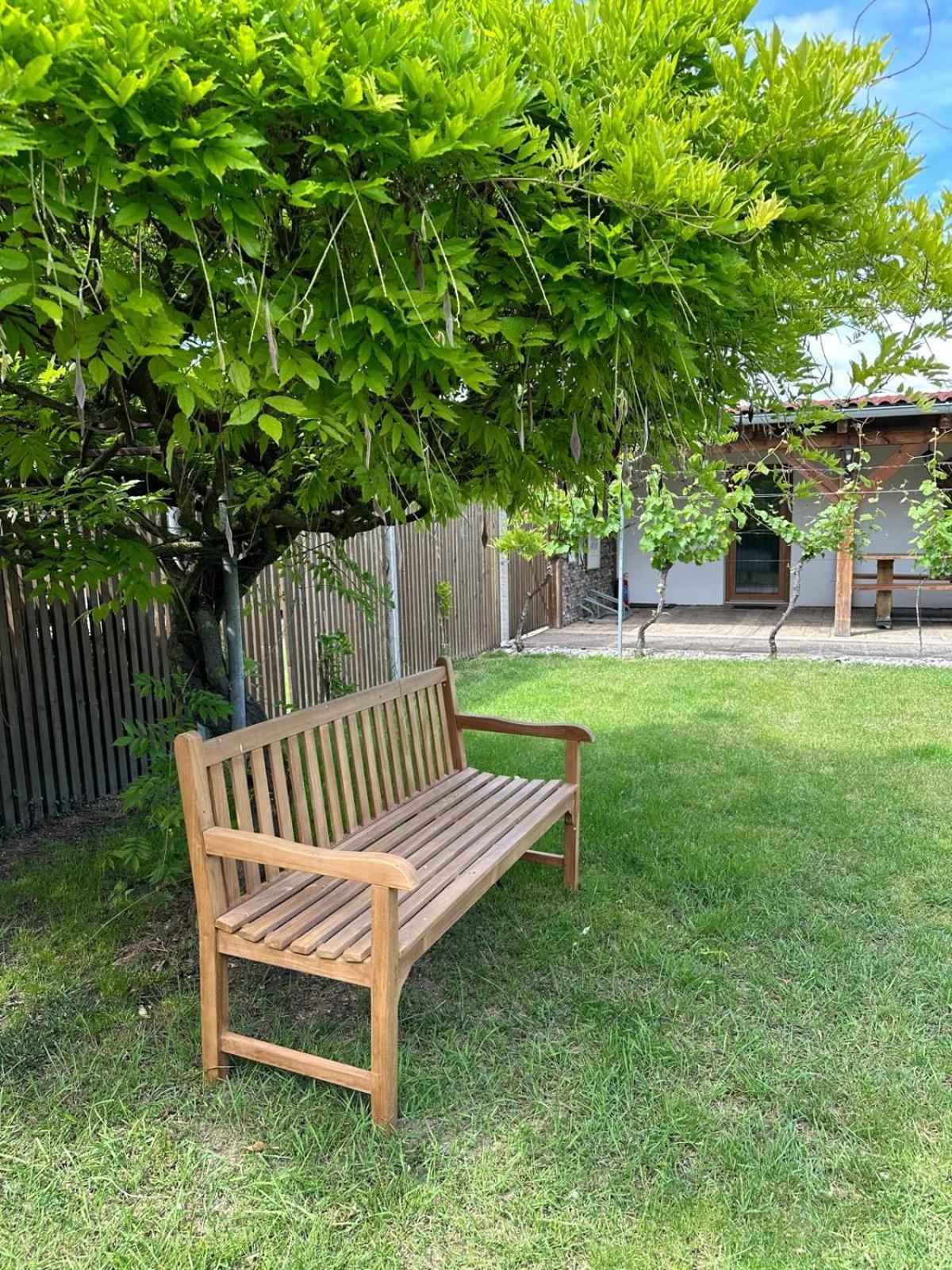 Apartman Lipa Микулов Екстериор снимка