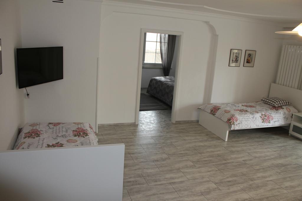 Apartman Lipa Микулов Стая снимка