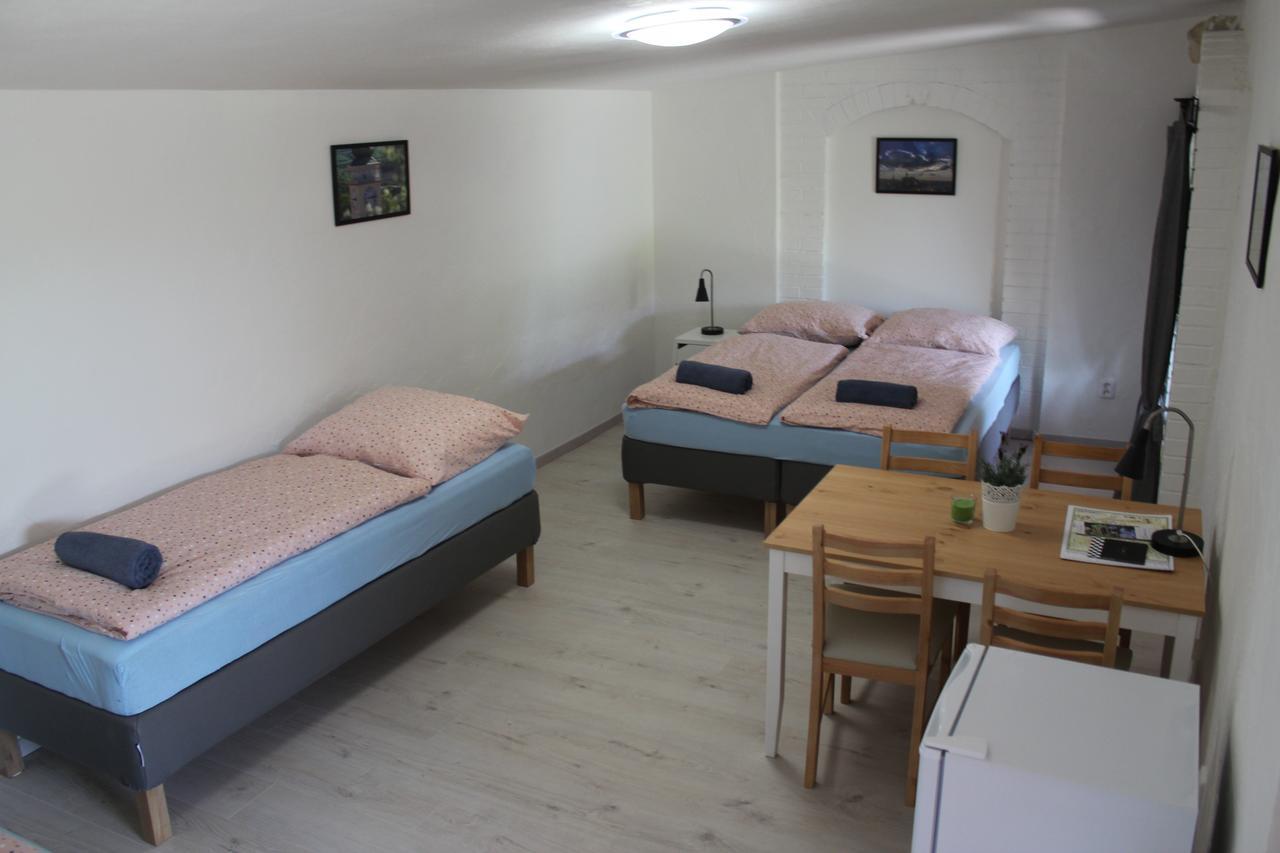 Apartman Lipa Микулов Екстериор снимка